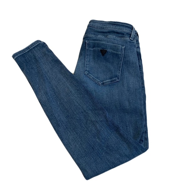 Guess Los Angeles Mid-Rise Skinny Jeans - Size 30 - Picture 1 of 9